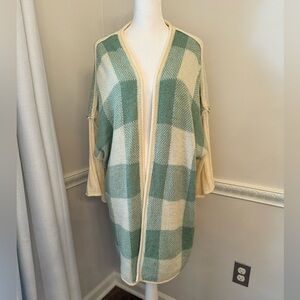 POL Green and Cream Plaid Open-Front Women Sweater